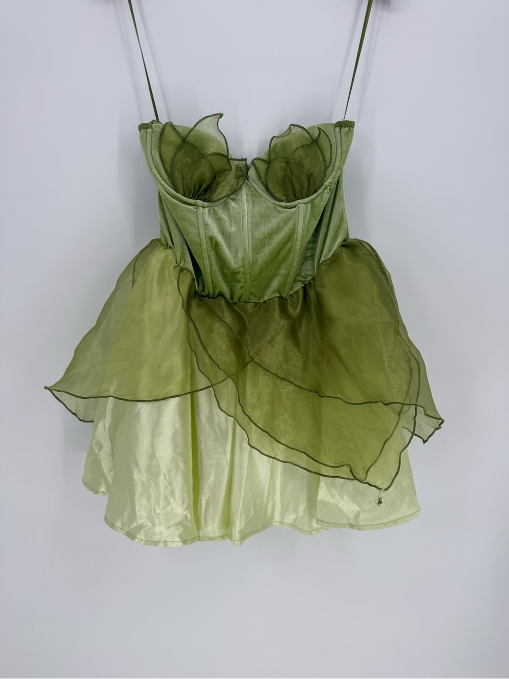 NWT Dolls Kill Trickz N’ Treatz Where’s My Prince Princess Costume Green Dress S